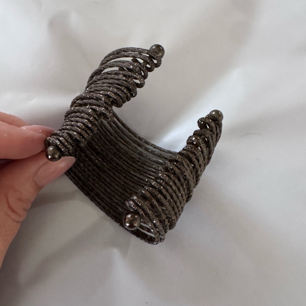 Express black metal bangle cuff - Picture 3 of 5